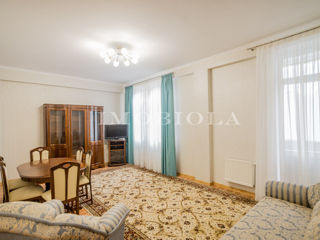 Apartament cu 3 camere, 115 m², Centru, Chișinău foto 2