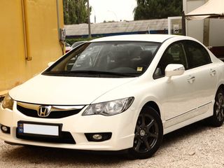 Honda Civic Hibrid foto 2