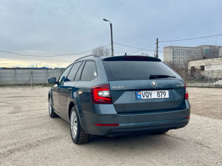 Skoda Octavia foto 4