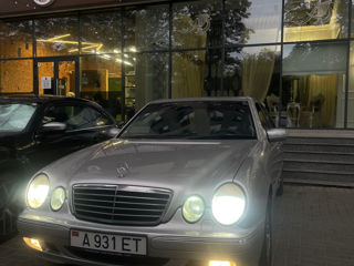 Mercedes E-Class foto 9