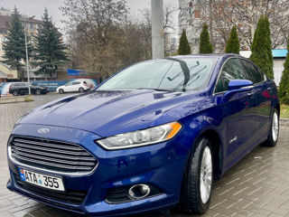 Ford Fusion foto 5