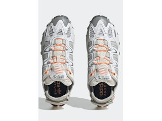 Pantofi de antrenament adidas Originals Hyperturf NS în alb foto 1