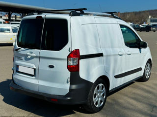 Ford Transit Courier foto 5