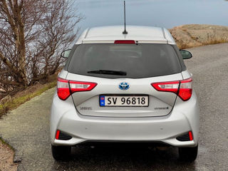 Toyota Yaris foto 3