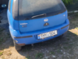 Opel Corsa foto 2