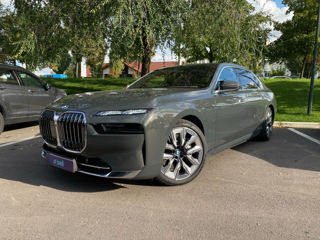 BMW 7 Series foto 2