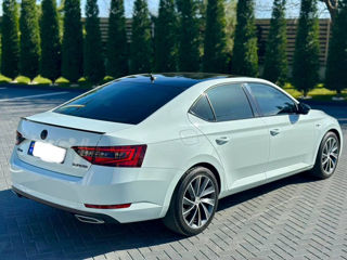 Skoda Superb foto 5