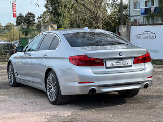 BMW 5 Series foto 10