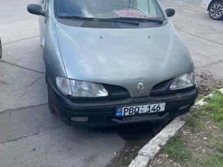 Renault Megane foto 1