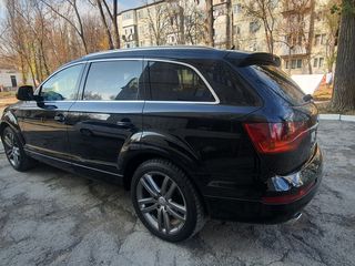 Audi Q7 foto 6