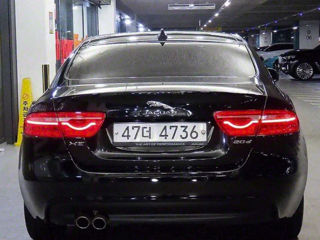 Jaguar XE foto 4