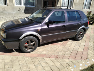 Volkswagen Golf foto 1