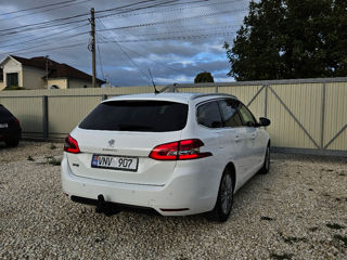 Peugeot 308 foto 6