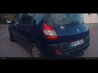 Renault Scenic foto 2