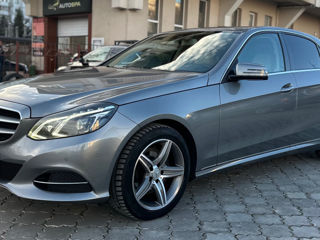 Mercedes E-Class foto 2