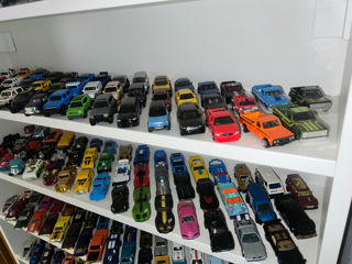 Продам коллекцию моделей Hot wheels, matchbox..383 шт. foto 6