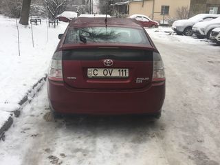 Toyota Prius foto 4