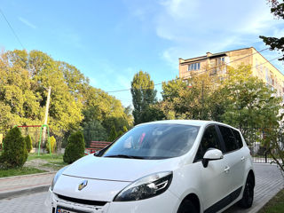 Renault Grand Scenic foto 10