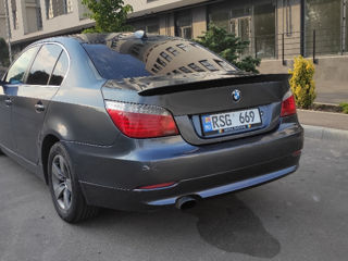 BMW 5 Series foto 3