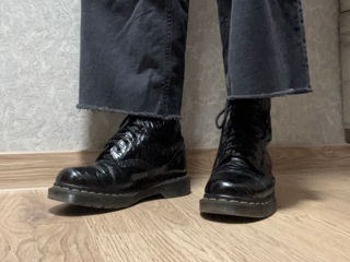 Продам ботинки dr martens кожаные