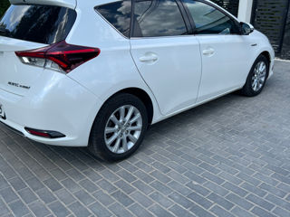 Toyota Auris foto 4