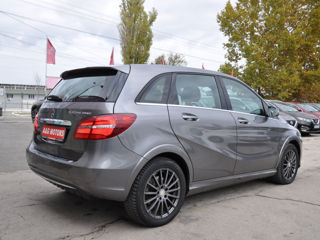 Mercedes B-Class foto 8