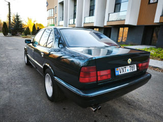 BMW 5 Series foto 7