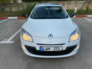 Renault Megane foto 2