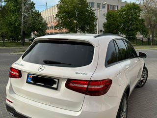 Mercedes GLC foto 4