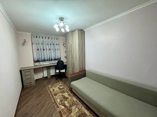 Apartament cu 2 camere, 60 m², Buiucani, Chișinău foto 10