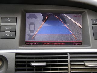 Камера заднего вида на штатный монитор Audi. Установка доп. оборудования на любые авто! foto 1