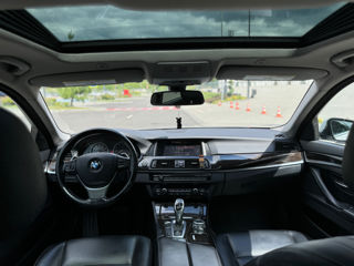 BMW 5 Series foto 8