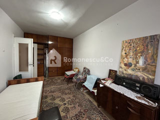 Apartament cu 3 camere, 65 m², Buiucani, Chișinău foto 2