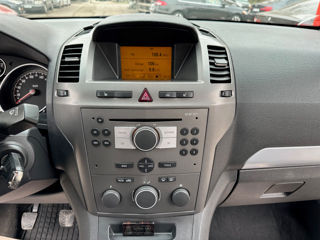 Opel Zafira foto 12