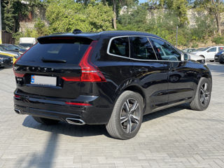 Volvo XC60 фото 3