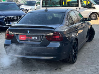 BMW 3 Series foto 3