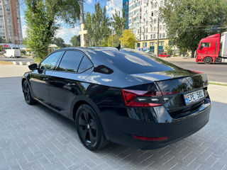 Skoda Superb foto 8