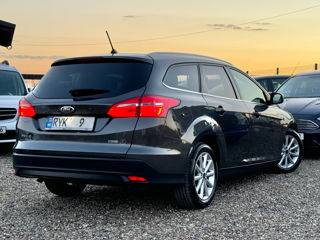 Ford Focus foto 7