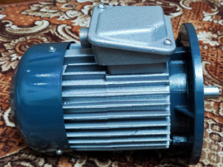 Motor electric de tip 4AX, 220/380V, 0.55kW, 1400 rot/min.