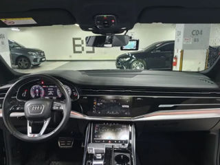 Audi Q8 foto 5