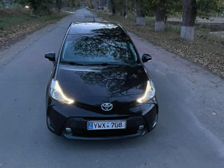 Toyota Prius + foto 1