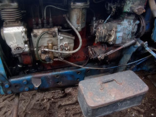 Vind tractor tot cu agregate 3700e pret fix. foto 3