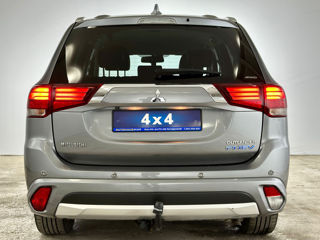 Mitsubishi Outlander foto 4