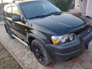 Ford Maverick foto 1