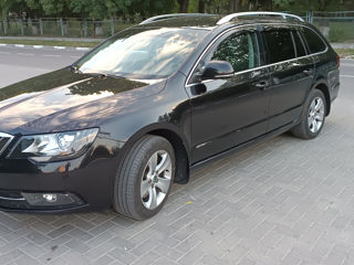 Skoda Superb foto 8