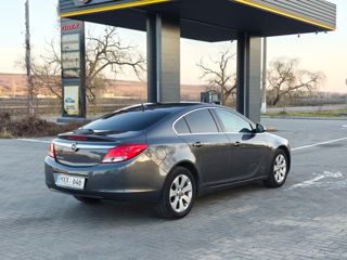 Opel Insignia foto 2