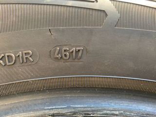 R17/60/215 GoodYear (Iarna) foto 8