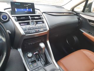 Lexus NX Series foto 4