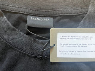 Balenciaga tee foto 3