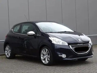 Peugeot 208 foto 4